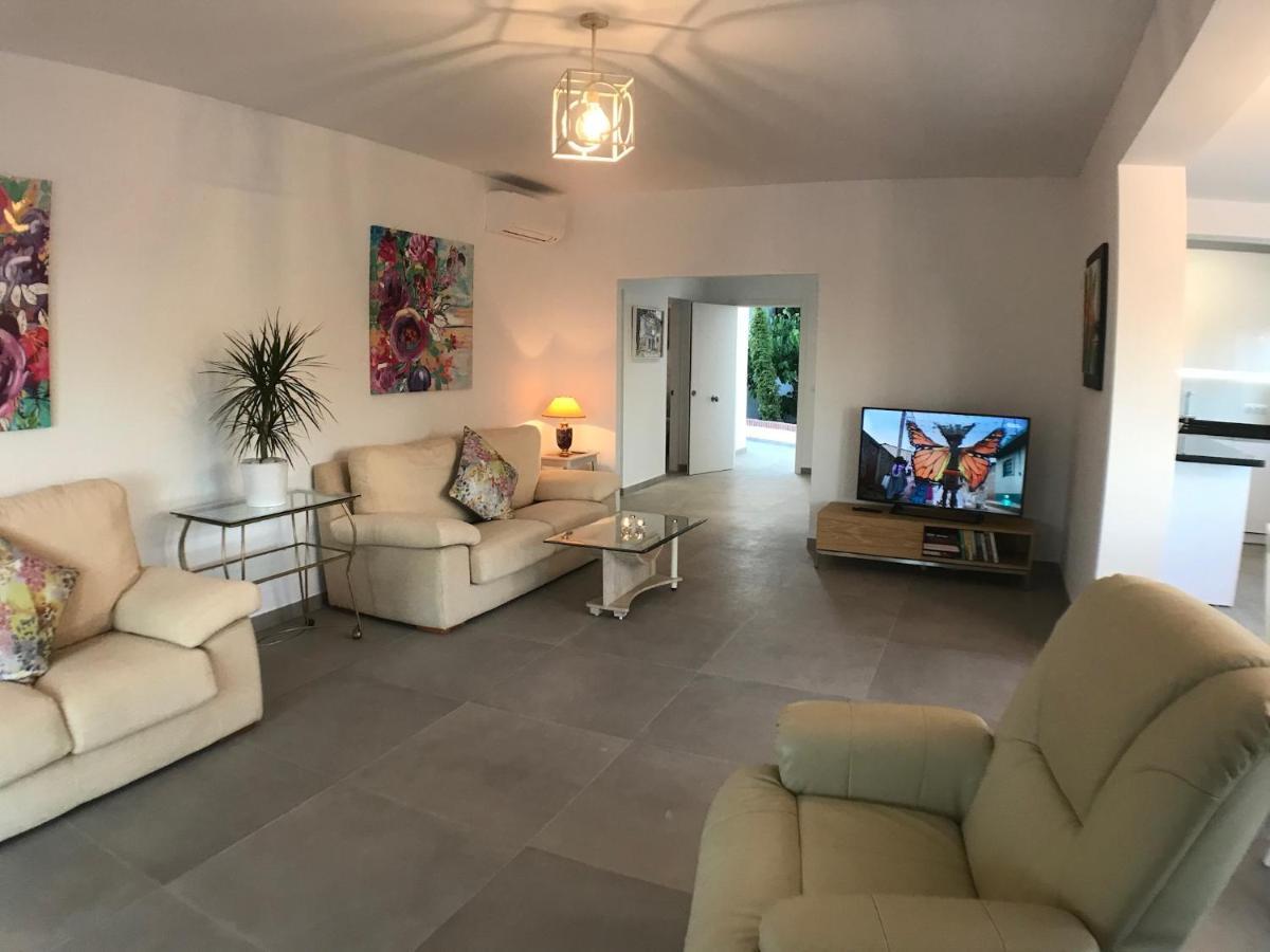 Villa Rafaela ฟรีฮิเลียนา ภายนอก รูปภาพ